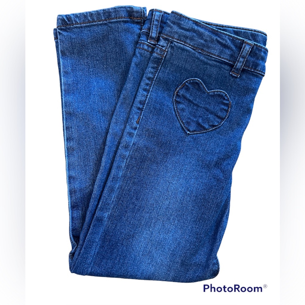 NWOT girls jeans with heart pockets